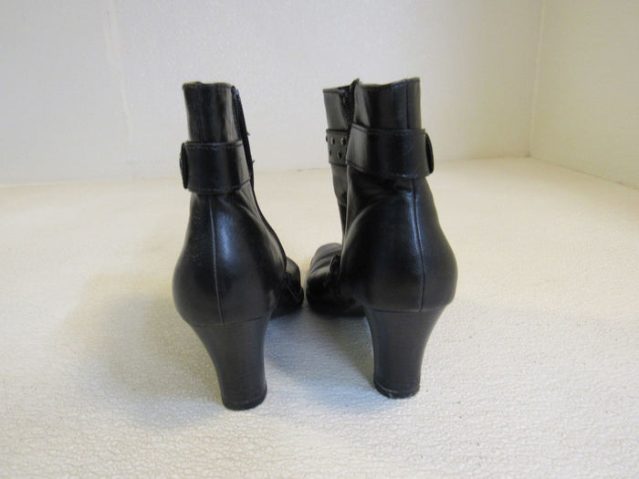 Aerosoles-A2-Cingalong-Ankle-Boots-Black-3-in-Heel-Female-Adult-Size-8-Solid-444 5