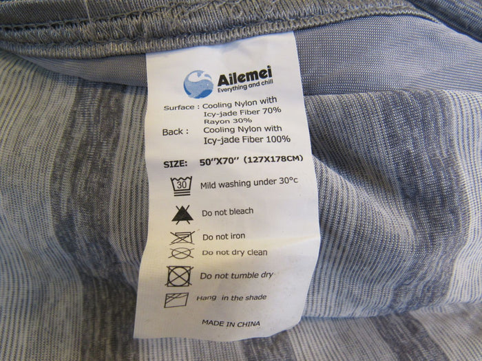 Ailemei-Everything-and-Chill-Cooling-Blanket-70-in-x-50-in-Gray-Striped-Design-576 6