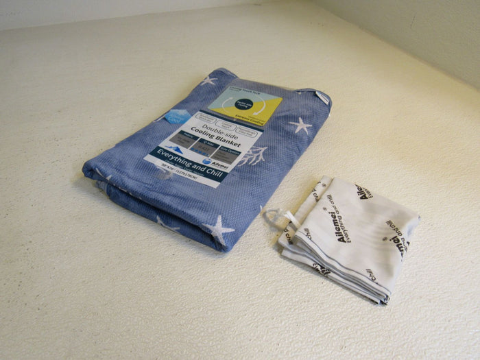 Ailemei-Everything-and-Chill-Cooling-Blanket-Ocean-Design-598 1
