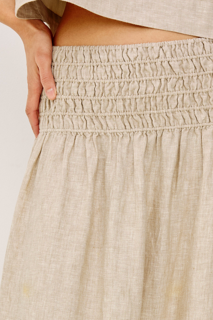 ALESSA IN HEATHERED FLAX