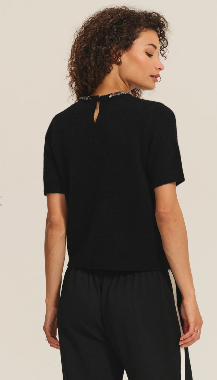 BRIANA JEWELED TEE IN BLACK