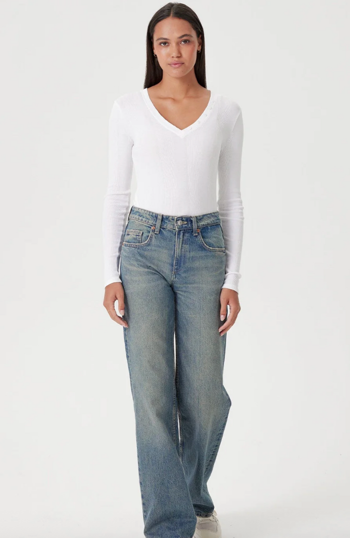 COTTON RIB TANK W/ VNECK BUTTONS IN WHITE