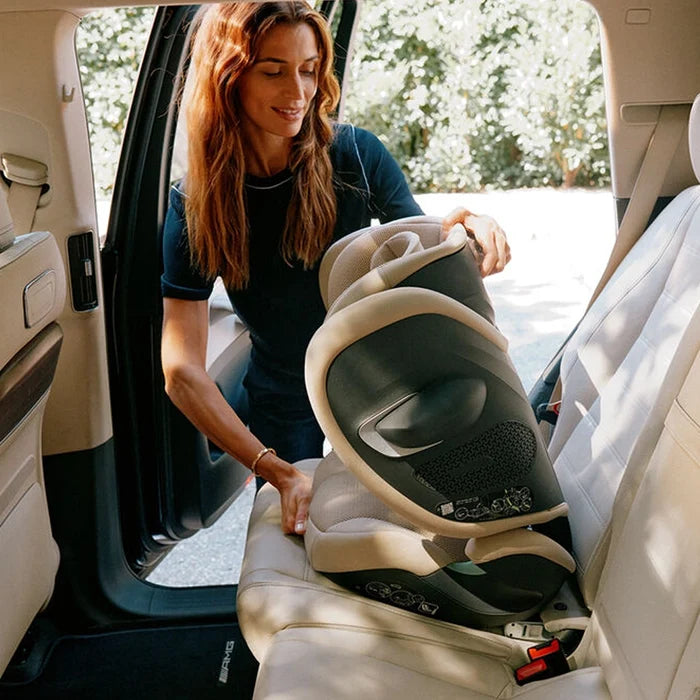 Cybex Solution G2 Folding Booster