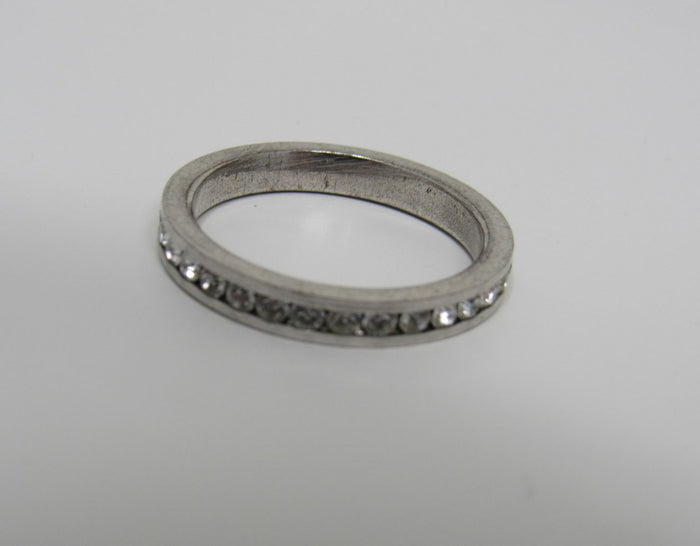 Designer-Fashion-Ring-Female-Adult-Size-8-456 3