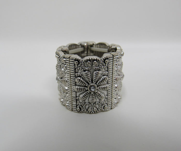Designer-Fashion-Ring-Silver-Small-Clear-Gems-Female-Adult-Size-6-Floral-458 4