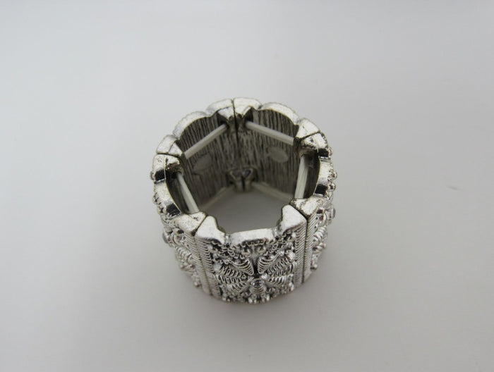 Designer-Fashion-Ring-Silver-Small-Clear-Gems-Female-Adult-Size-6-Floral-458 5