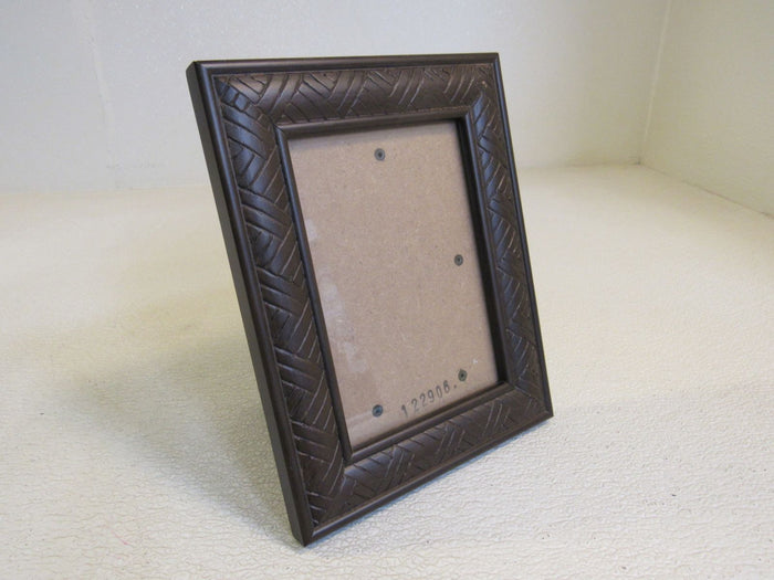 Designer-Picture-Frame-5-in-x-7-in-Brown-122906-176 2