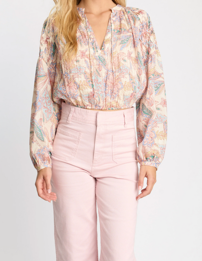 DOLLY TOP IN PAISLEY FLORAL