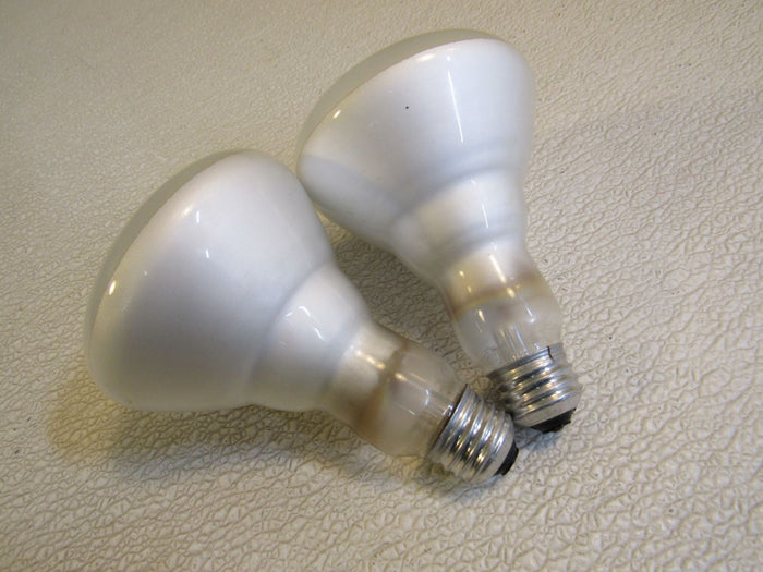 GE-Flood-Light-Bulbs-Incandescent-Lot-of-2-White-65W-120V-666 1