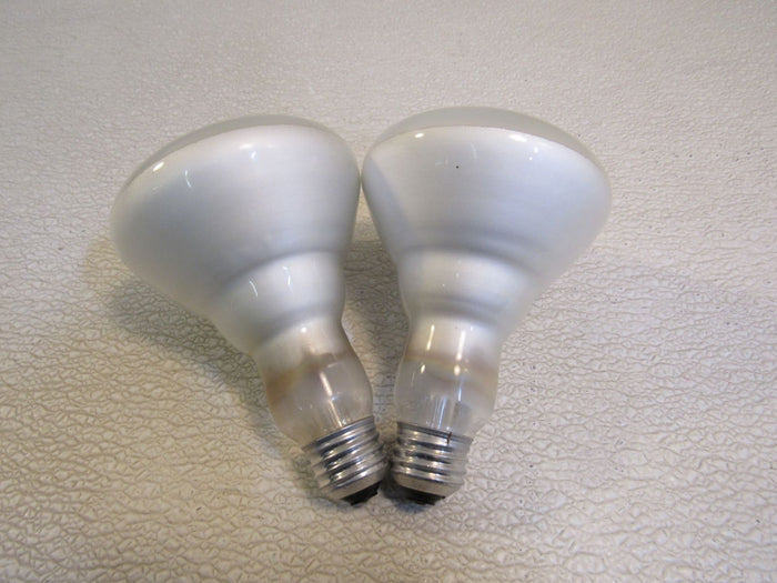 GE-Flood-Light-Bulbs-Incandescent-Lot-of-2-White-65W-120V-666 3