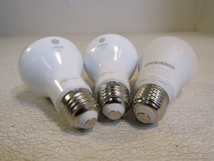 LED-Light-Bulbs-Lot-of-3-White-2-Relax-HD-Light-7W-450-Lumens-660 4