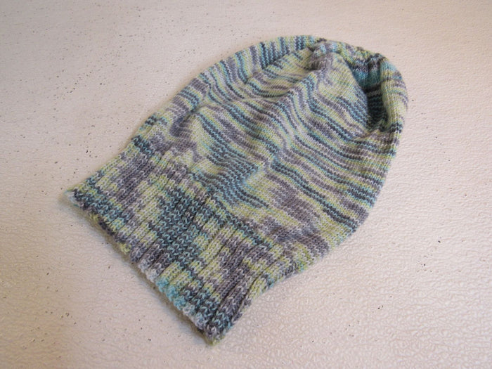 Handcrafted-Beanie-Hat-Merino-Nylon-Cashmere-Female-Adult-438 2
