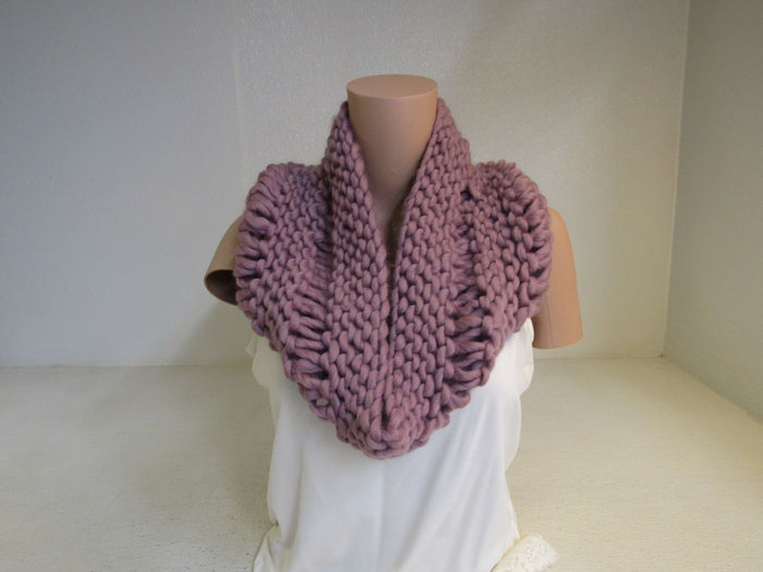 Handcrafted-Cowl-Dusty-Rose-Drop-Stitch-Super-Bulky-Merino-Female-Adult-416 3