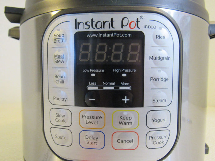 Instant-Pot-Electric-Pressure-Cooker-6-qt-IP-DU060V3-154 4