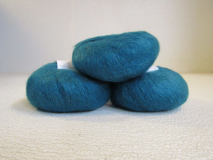 Knit-Picks-Aloft-Lace-Weight-Yarn-Kenai-3-Balls-246-Yards-Each-Emerald-Green-122 4