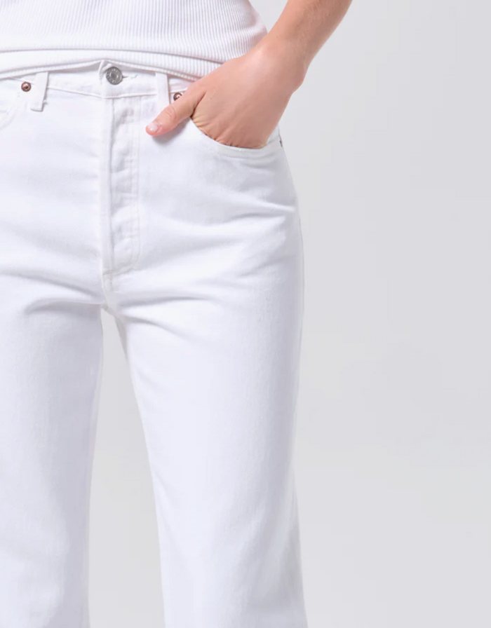LANA IN MARSHMALLOW