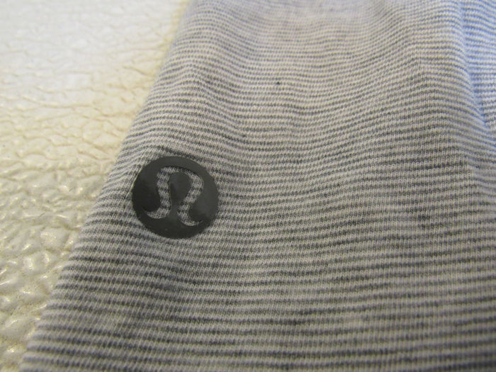 Lululemon-Athletic-Long-Sleeve-T-Shirt-Gray-Open-Back-Luon-Female-Size-6-554 5