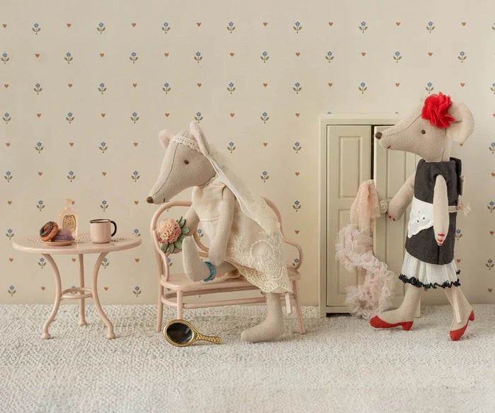 Maileg Mum Mouse - Beautician