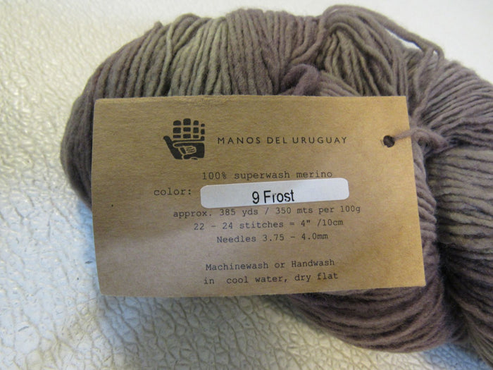 Manos-Del-Uruguay-Clara-Yarn-Frost-1-Skein-385-Yards-Gray-Superwash-Merino-176 6