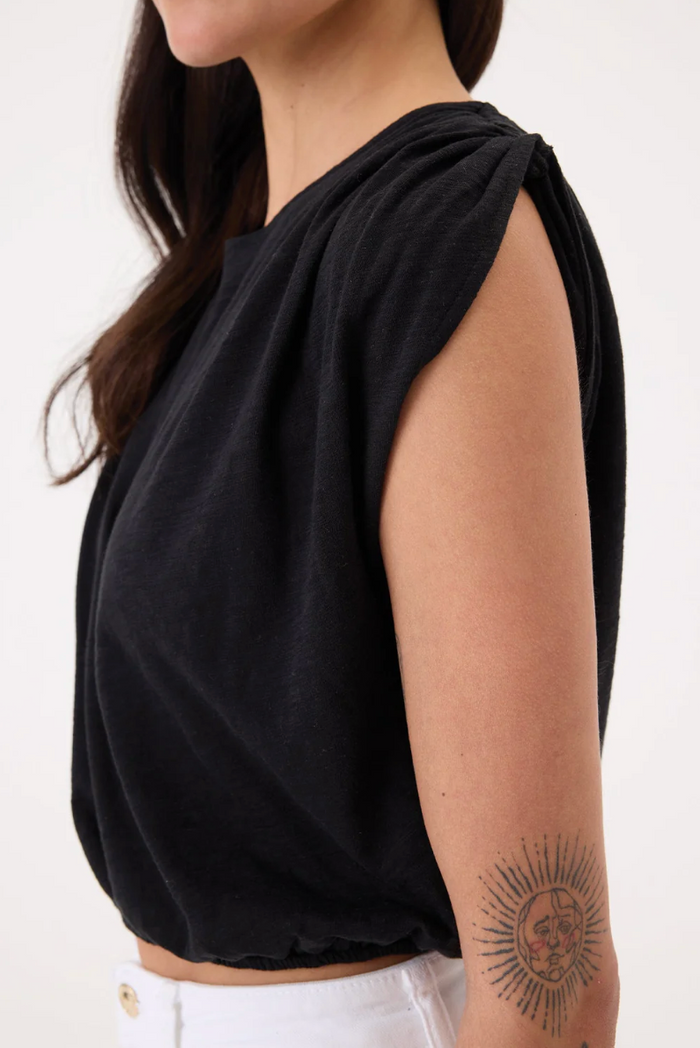 MARIANA CROPPED RUCHED TOP IN BLACK