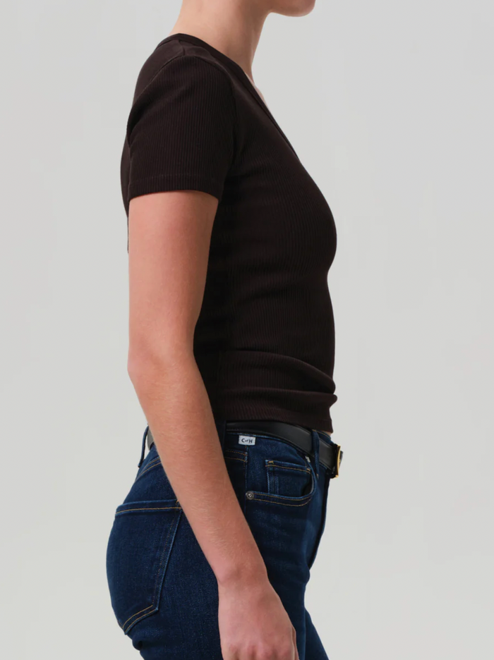 MAUDE U NECK TEE IN COCA