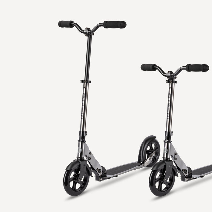 Micro Classic Black Neochrome Scooter