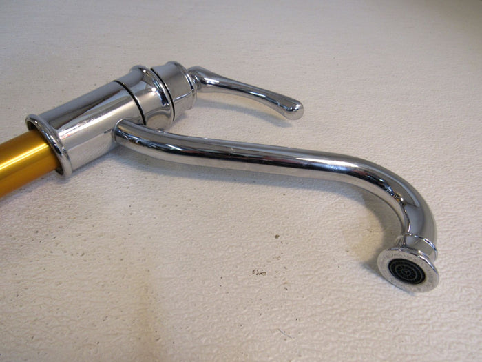 Moen-One-Handle-Kitchen-Faucet-With-Sprayer-Function-Chrome-High-Arc-612 5