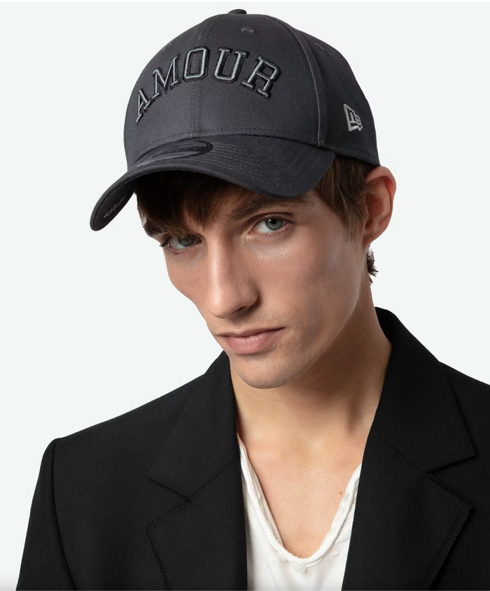 NEW ERAxZV - AMOUR CAP IN FLASH