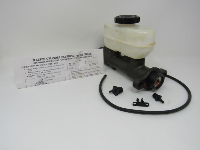 Parts-Plus-Master-Cylinder-By-Cardone-10-1832-162 1