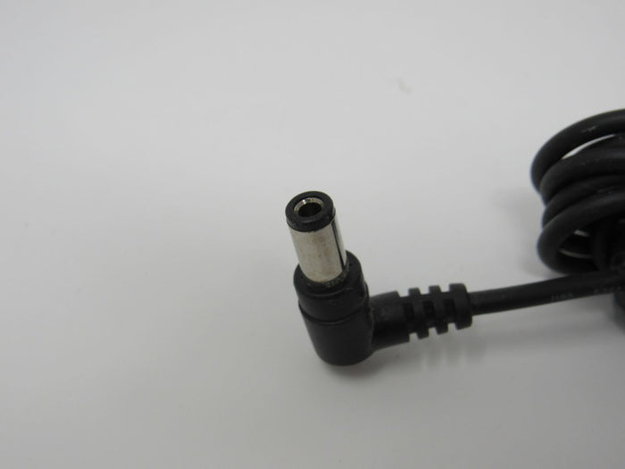 Proton-AC-Adapter-Output-19V-Input-100-240V-50-60Hz-100-200VA-SPN-470-19-288 7