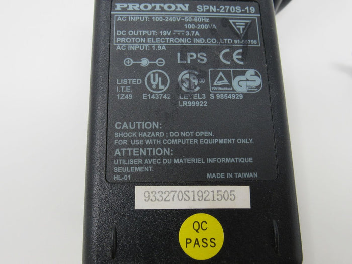 Proton-Adapter-Output-19V-Input-100-240V-50-60Hz-SPN-270S-19-280 4