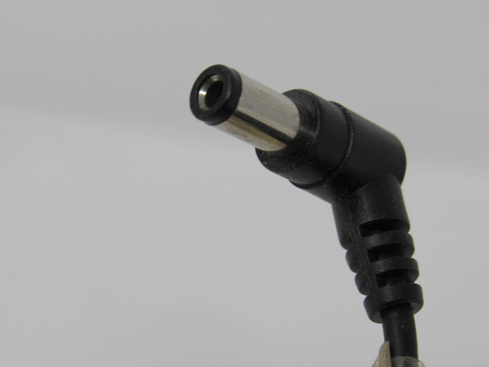 Proton-Adapter-Output-19V-Input-100-240V-50-60Hz-SPN-270S-19-280 5