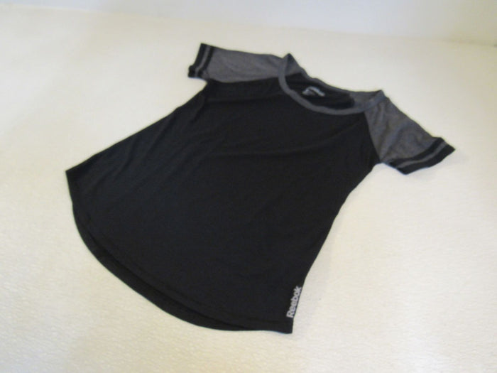 Reebok-T-Shirt-Female-Adult-Size-S-Solid-372 1