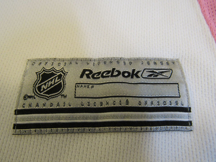 Reebok-Vancouver-Canucks-Hockey-Jersey-NHL-Female-Adult-Size-S-360 4