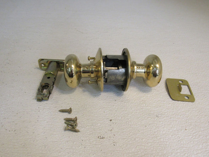 Schlage-Door-Knob-Passage-Polished-Brass-532 3