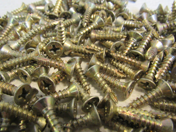 Schlage-Pile-of-Screws-9-x-For-Door-Hinges-Polished-Brass-554 4