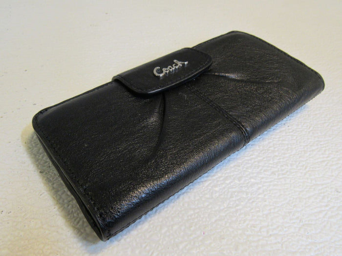 Coach-Slim-Zip-Wallet-Black-Female-Adult-682 1