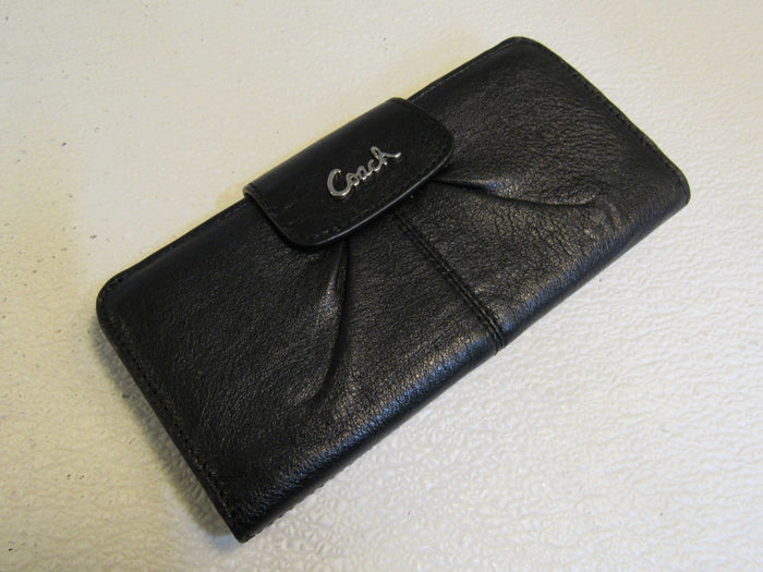 Coach-Slim-Zip-Wallet-Black-Female-Adult-682 2