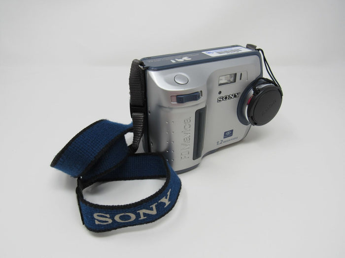 Sony-Digital-Camera-With-Case-FD-Mavica-MPEG-Movie-6x-Precision-Zoom-MVC-FD100-342 1