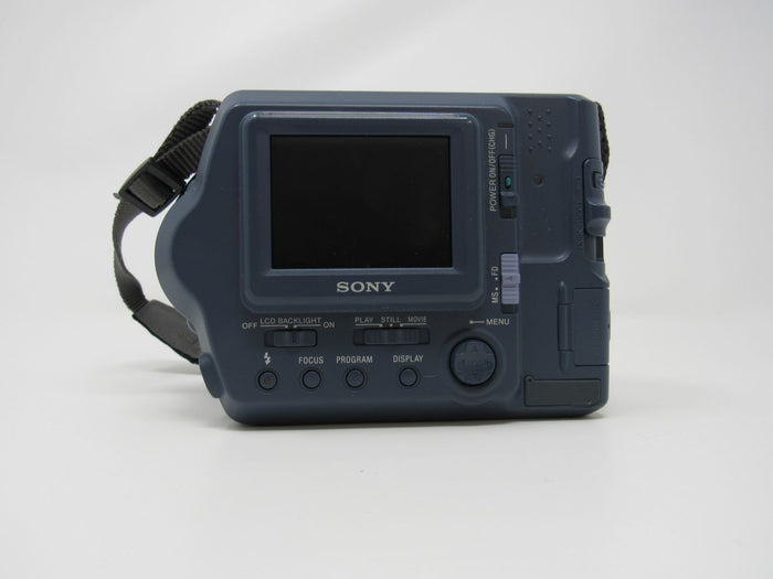 Sony-Digital-Camera-With-Case-FD-Mavica-MPEG-Movie-6x-Precision-Zoom-MVC-FD100-342 4