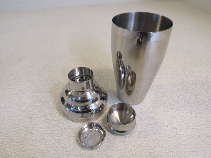 Standard-Cocktail-Shaker-Chrome-128-011923-128 5