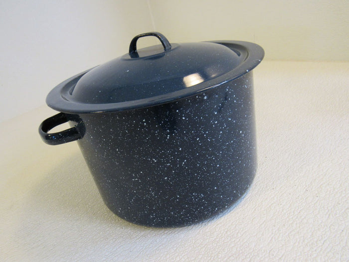 Standard-Cooking-Stock-Pot-With-Lid-Blue-152-011923-152 1