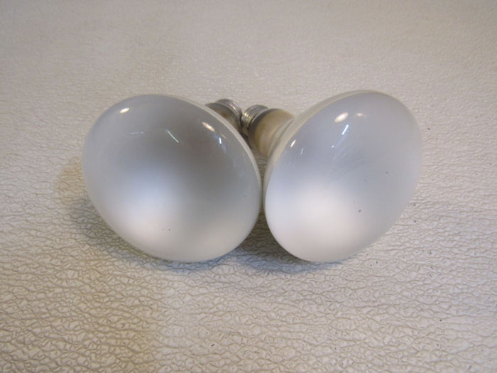 Standard-Flood-Light-Bulbs-Incandescent-Lot-of-2-White-Unknown-Wattage-664 5