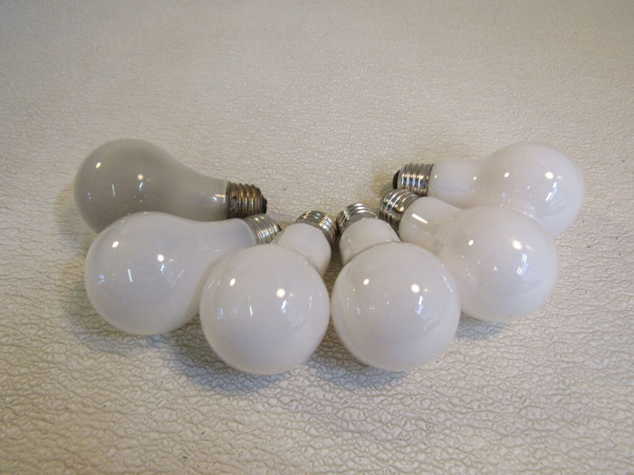 Standard-Incandescent-Light-Bulbs-Lot-of-6-White-1-100W-678 4