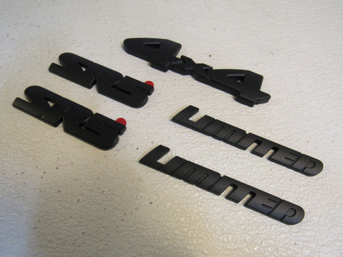 Standard-Toyota-Tacoma-2018-SR5-Limited-4x4-Truck-Decals-Lot-of-5-Black-644 2