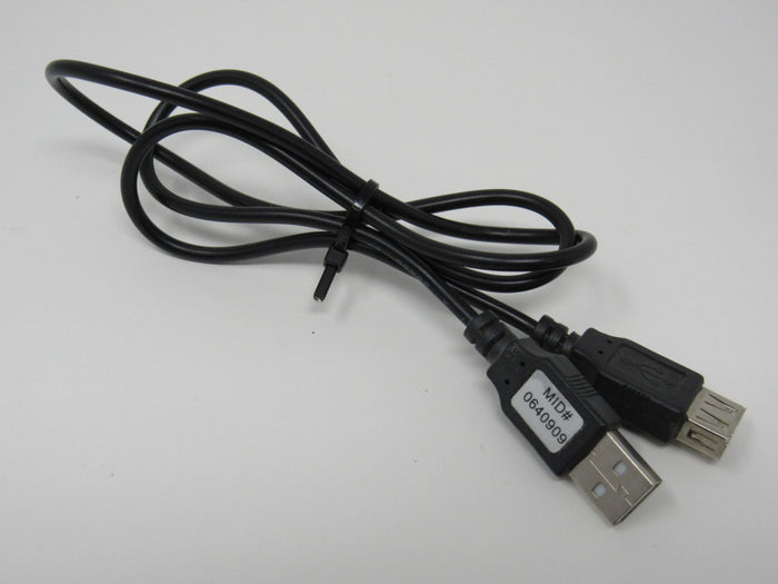 Standard-USB-A-Plug-to-USB-A-Plug-Cable-2-ft-Male-824 1