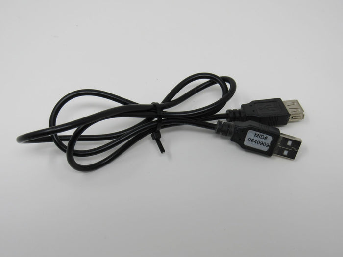 Standard-USB-A-Plug-to-USB-A-Plug-Cable-2-ft-Male-824 3