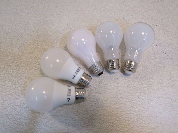 Sylvania-GE-Lot-of-5-LED-Halogen-Bulbs-5W-43W-White-502 2