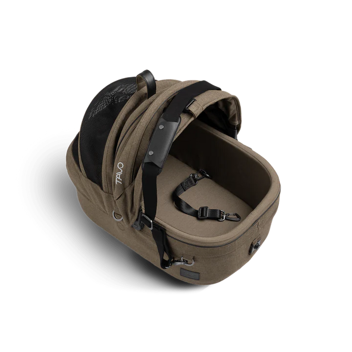 Tavo Pets Maeve Small pet Car Seat leash attachment