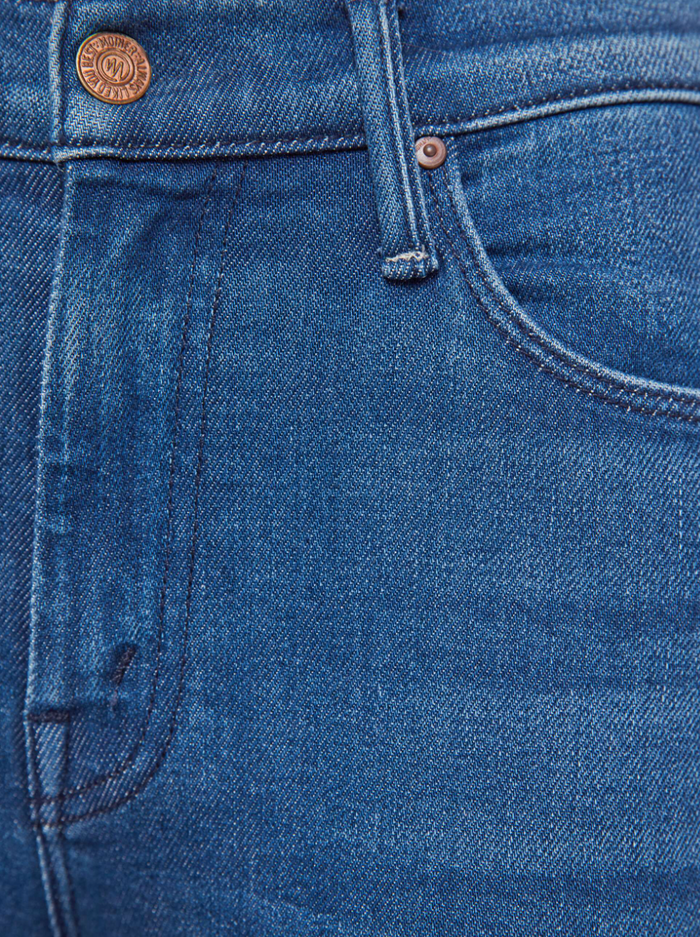 THE WEEKENDER IN NIP IT IN THE BUTT